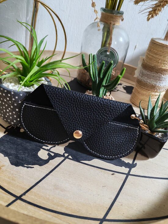 Étui à lunettes en simili cuir Noir